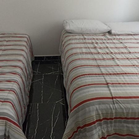 דירות Apartamento Na Praia De Santos 4 מראה חיצוני תמונה